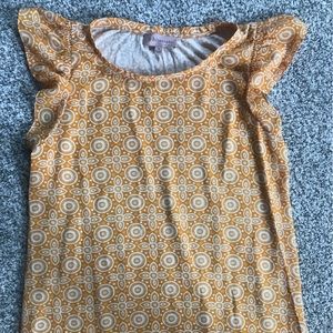 Cute flowy yellow top S